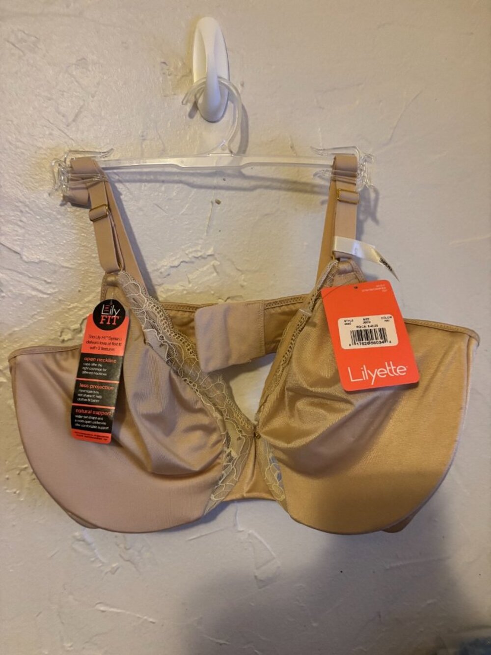 NWT Lilyette Women’s 38DD Elegant Lift and Smooth Minimizer Bra 0826 Beige